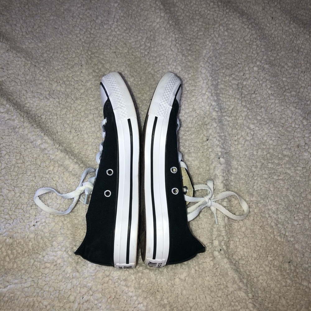 Black Converse - Picture 2 of 3